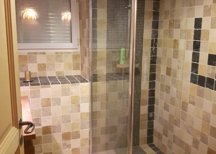 Gite Belle Fontaine 招待所 *